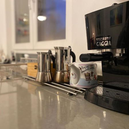코모 Cozy Modern Apt W Free Parking Bbq & Fully Equipped 빌라 외부 사진